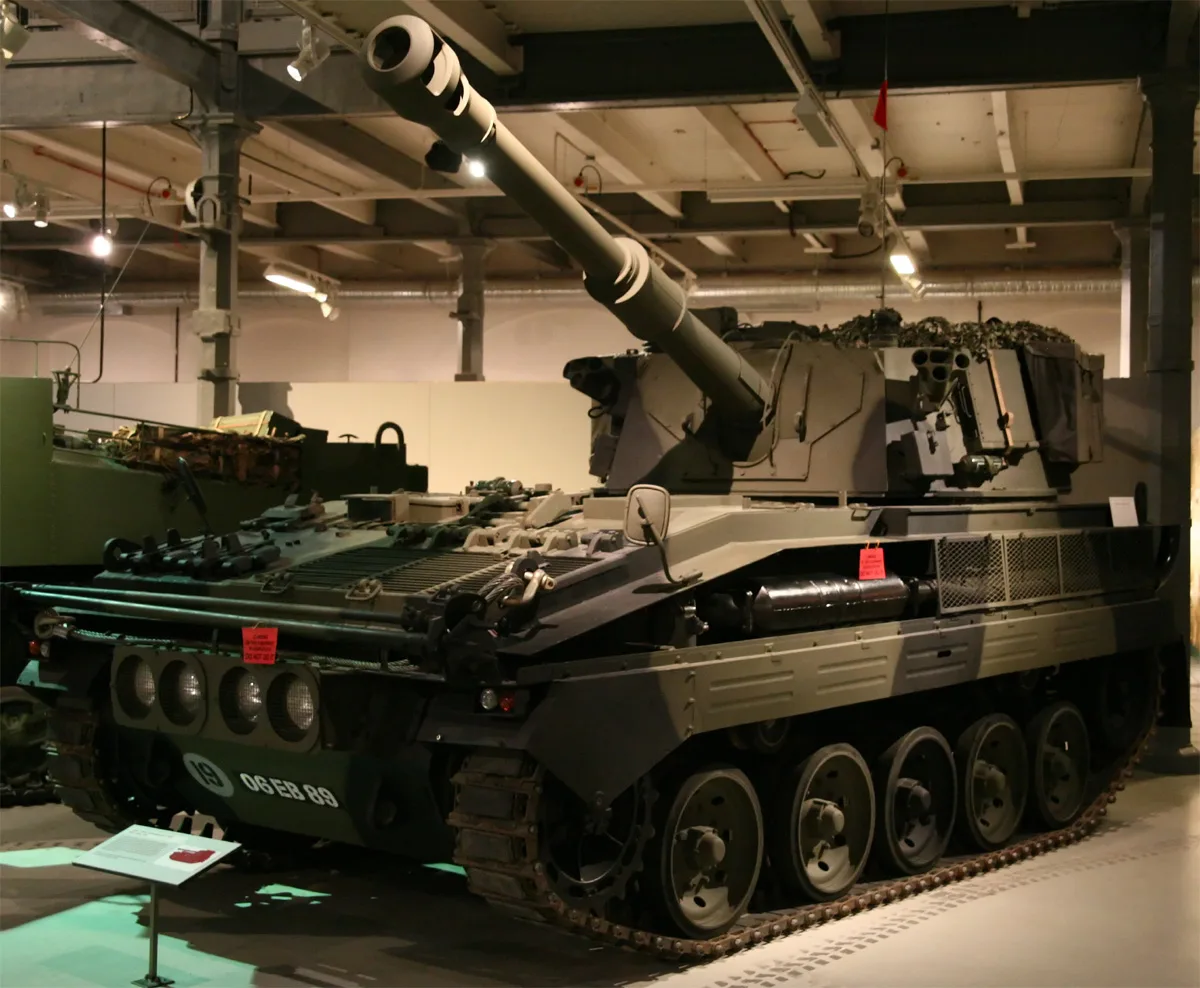 FV433 Abbot