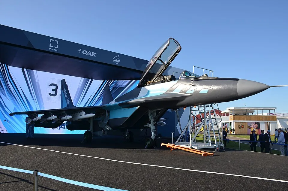 MiG-35