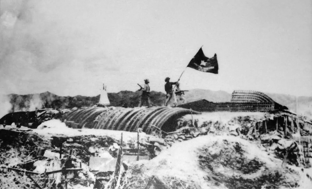 Dobová mapa bitvy: Bitva u Dien Bien Phu