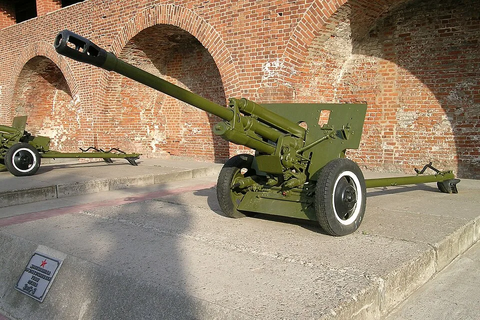 76mm dywizyjne działo wzór roku 1942