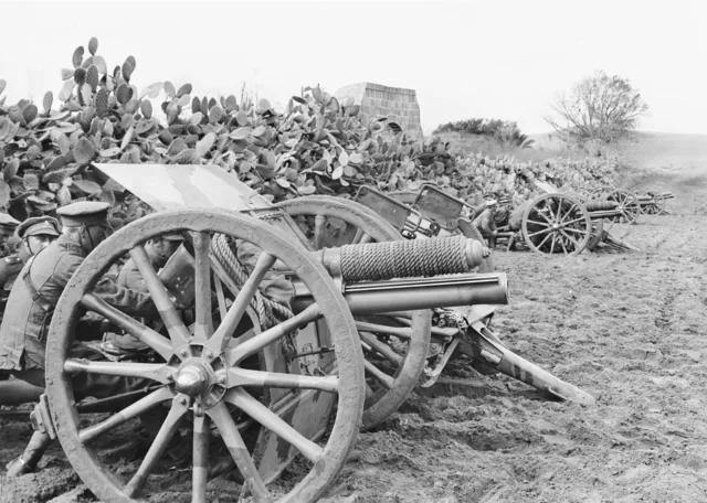 QF 13-pounder gun