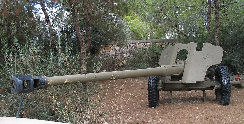 85mm dywizjonowe działo D-44