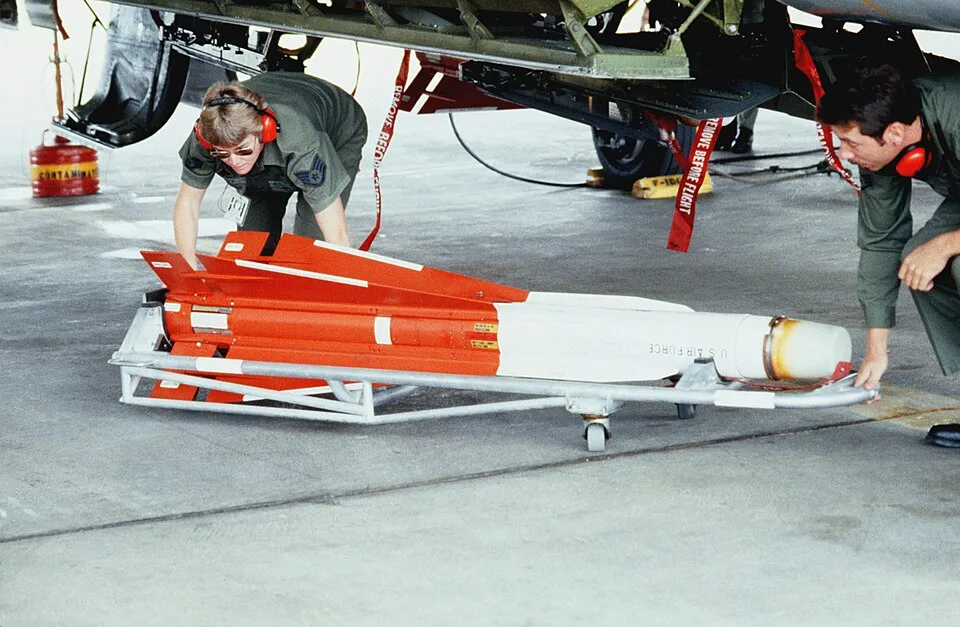 Hughes AIM-4 Falcon